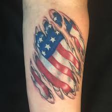 This is a very sophisticated and complicated 3d tattoo. Finally Got To Do A Flag Under Ripped Skin Usually Don T Like Doing The Skin Rips Tattoos Kind Of 2004 Is Ripped Skin Tattoo Rip Tattoo American Flag Tattoo