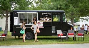 7 Mobile Bars Serving Wine Beer And Booze Trailers Airstreams And Trucks Beer Truck Booze Wine Mobile Bar