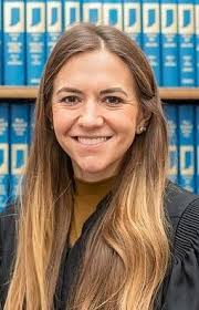 Judge asks commissioners about grants, office space