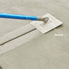 How To Pour A Perfect Concrete Slab The Family Handyman In 2020 Concrete Paving Concrete Walkway Concrete Driveways