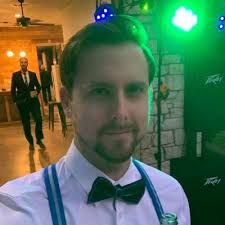 Kevin LaMothe (@giant_mothballs)