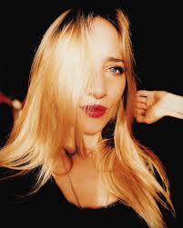 C'est ça être une femme Barbara Gould.