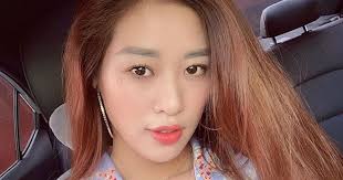 About press copyright contact us creators advertise developers terms privacy policy & safety how youtube works test new features press copyright contact us creators. Ä'áº³ng Cáº¥p Tan Hoa Háº­u Hoan VÅ© Viá»‡t Nam Khanh Van Máº·t Má»™c It Pháº¥n Son CÅ©ng Xinh Xuáº¥t Sáº¯c 360 Ä'á»™ Khong Goc Nao Cháº¿t