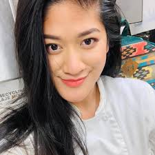 Can I see everyone's Disney princess cakes?