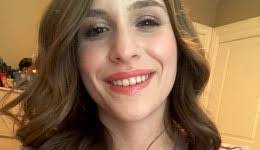 Amanda Gerhardt's Instagram, Twitter & Facebook