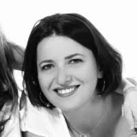 200+ perfiles de «Basilis»