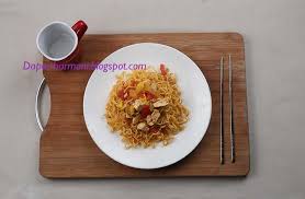 Aduklah hingga merata dan jangan lupa dicicipi apakah ada sesuatu yang kurang bisa ditambahkan disini. Dapur Harmoni Tips Dan Resep Membuat Mie Goreng Vegetarian Tanpa Penyedap