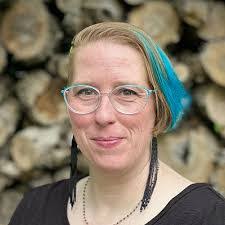 Ellen Rubenstein's Instagram, Twitter & Facebook