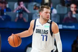 Trending news, game recaps, highlights, player information, rumors, videos and more from fox sports. Dallas Mavericks Depth Chart Roster Battles Training Camp Updates Team Preview Odds For 2020 21 Draftkings Nation