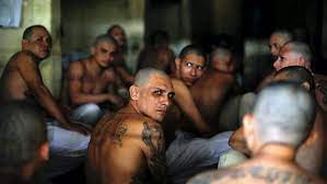 The two main gangs, or maras, facing off in the poor barrios of san… Miracle Or Mirage Gangs And Plunging Violence In El Salvador Crisis Group