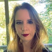 Chelsea Holcomb's Instagram, Twitter & Facebook