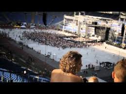 Poi questa versione è da urlo. Troppo Buono Tiziano Ferro Testo E Video Blog