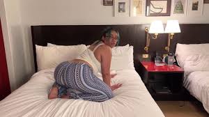 Casting Curvy: Nude Modeling With My Insanely Thick Step Sis HD porn -  SEXTVX.COM