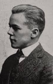 Joel Batchelor's Instagram, Twitter & Facebook