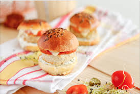 Mini Chicken Burgers Mini Burgers Apero Gastronomie Traiteur