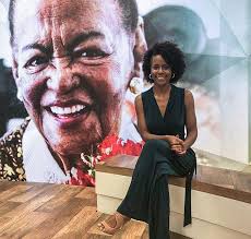Maju coutinho faz revelação, em uma entrevista á rádio globo, ela que apresenta a previsão do tempo no jornal nacional e. Apos Assumir Apresentacao Do Fantastico Durante As Ferias De Poliana Abritta Maju Coutinho Se Inspira Com Ruth De Souza Bom Sinal Estrelando