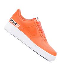 Pin En Clik Sneakers
