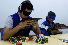 Solve the white face of the rubik's cube. Australian Wins World Rubik S Cube Competition Cgtn America