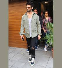 But first, let's define smart casual… what exactly is smart casual style? Best Smart Casual For Men Ultimate Style Guide In 2020 Beyoung