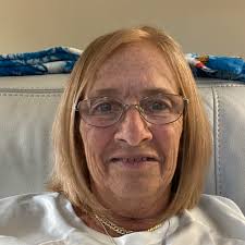 What are some romantic getaway ideas in Ohio?