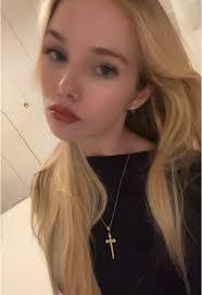 Candice Kane's Instagram, Twitter & Facebook