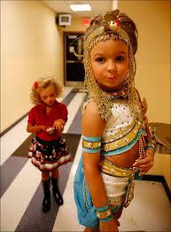 Side swept hairstyles are popping up more and more on the pageant stage. Short Pageant Hairstyles For Little Girls