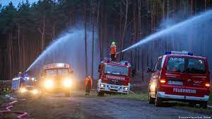 Shoes should be made to last and we've used only the finest materials, sourced from across europe, to craft. Envejecimiento De La Poblacion Alemana Tambien Afecta A Sus Brigadas De Bomberos Alemania Hoy Dw 26 08 2019