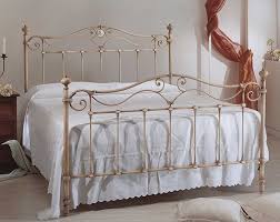 Schlafzimmer englisch | schlafzimmer translation. Englisches Bett Armonia Elegantes Design Aus Schmiedeeisen Fur Ihr Schlafzimmer Bett Ideen Bettgestell Wohnen