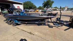 200hp evinrude with 100 hours or less. Ross Motorsports 2021 Bass Cat Pantera Ii Facebook