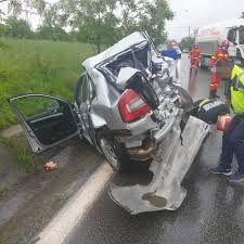 Accidente rutiere valcea in ultimele 24 ore. Accident Grav Pe Dn 7 O MaÈinÄ A Intrat Intr O CisternÄ Gpl Un Sofer Este In Stare CriticÄ Accident Grav Pe Dn 7 Intre O MasinÄ Si O CisternÄ Gpl O PersoanÄ
