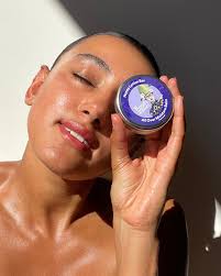 Beauty and the Bees, Tasmania