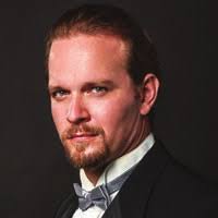 O PER A O N TH E TO W N