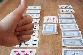 The aim of the game is to be the first to fill your layout with face up cards from ace to ten in the correct positions as indicated. How To Play Garbage Card Game Rules And How To Win