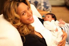 Beyoncé just announced she's pregnant with twins. See Beyonce S Twins First Photo Beyonce Shares First Picture Of New Babies