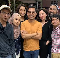Siti mariam binti ismail (jawi: Duduk Sebelah Anak Sendiri Nampak Macam Adik Beradik Melissa Saila Tak Makan Tua Nona