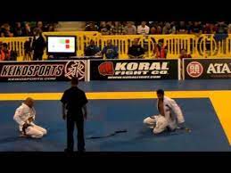 Kron Gracie Vs Leandro Lo 2011 Worlds Jiu Jitsu Jiu Jitsu Kron Gracie Bjj Training