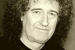 The english musician rose to fame with other members of the group including the late great freddie mercury in the 1980s until mercury's death in 1991. Brian May Brian Harold May 1947 Geboren Am