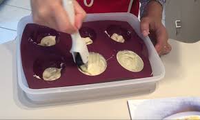 Croustillants Citron Chocolat Blanc Une Recette Tupperware Qui En Met Plein Les Yeux Et Les Papilles Recette Tuperware Recette Recette Dessert