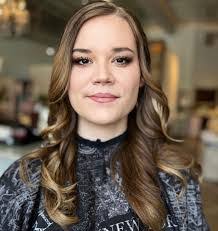 Krystal Beattie's Instagram, Twitter & Facebook