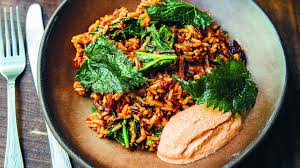 La Recette Du Riz Pilaf Aux Epinards Vogue Paris En 2020 Recette Riz Pilaf Recette Vegetarienne Riz Pilaf