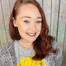 Sandra Castanon's Instagram, Twitter & Facebook