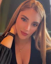 Leslie Ortiz's Instagram, Twitter & Facebook