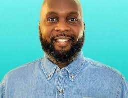 Chris Moses's Instagram, Twitter & Facebook