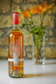 En Oeno Inspired By The Ancient Greek Proverb En Oeno Alethea Truth In Wine This Grenache Rouge 85 A Wine Label Design Greek Wine Wine Collection