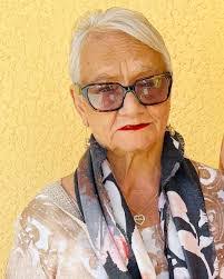 Nitza Burgos's Instagram, Twitter & Facebook