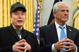 Tỷ phú Musk "khẩu chiến" với cố vấn thân cận của ông Trump | Báo Dân trí