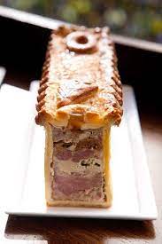 Petit Pate De Canard Aux Figues En Croute French Delicacies Food Savoury Food