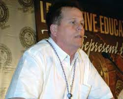 L-374 members build base for floating casino IVP George Rogers retires