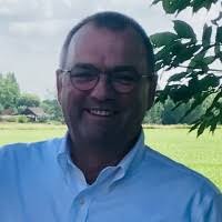 90+ "Larue" profiles