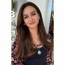 Birce akalay's interview on poptv مقابلة بيرجى اكلاى مع قناة سلوفينيا مترجمة للعربية دندنها موسيقى وأغاني mp3. Ø§Ù„ÙÙ†Ø§Ù†Ø© Ø§Ù„ØªØ±ÙƒÙŠØ© Ø¨ÙŠØ±Ø¬ÙŠ Ø§ÙƒØ§Ù„Ø§ÙŠ Ø§Ø³Ù… Bizim Turk Drama Facebook